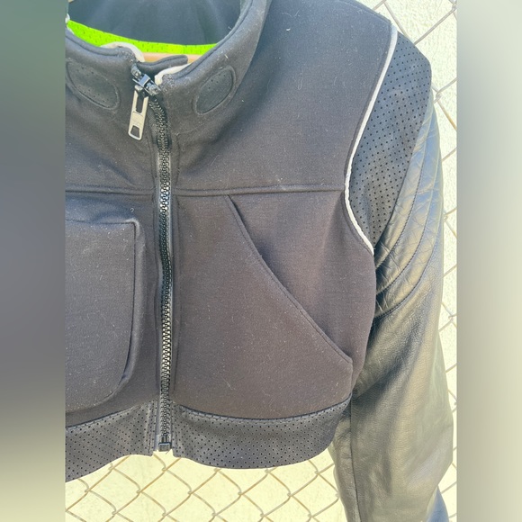 Cyberpunk Custom Crop Motorcycle Jacket - Picture 4 of 7